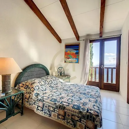 Tatil Evi 4 *