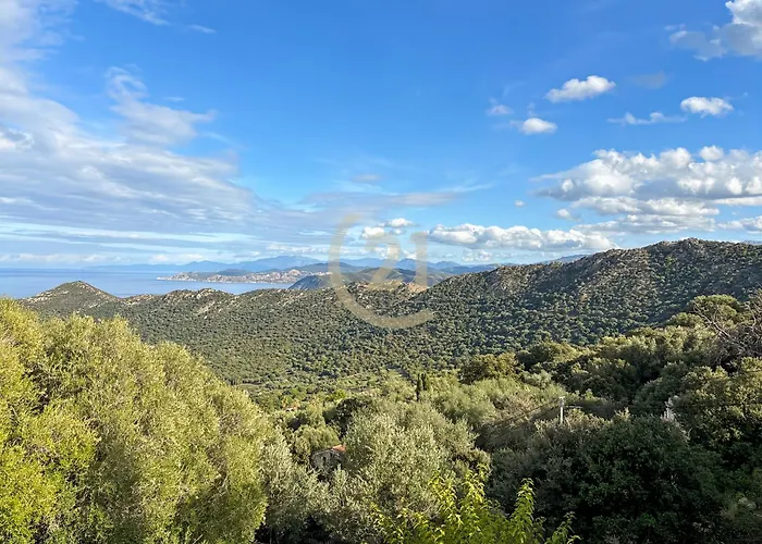 Hauteurs De Vue & Piscine Chauffee Tatil Evi Monticello