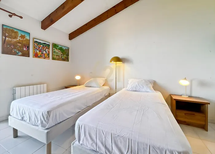 Ferienhaus Hauteurs De Vue & Piscine Chauffee Monticello